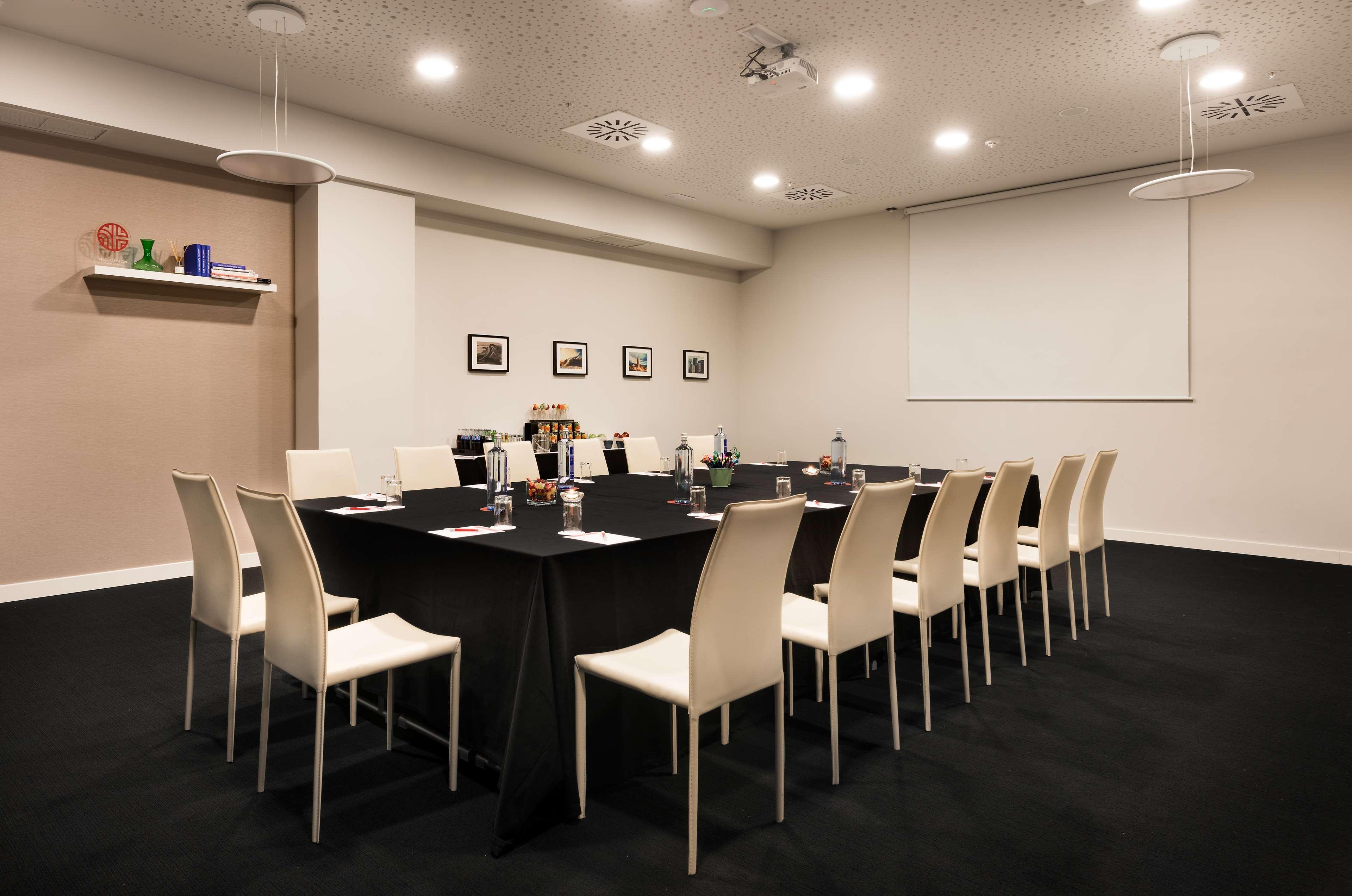 Nh Collection Madrid Suecia Ξενοδοχείο Εξωτερικό φωτογραφία Meeting room at the hotel