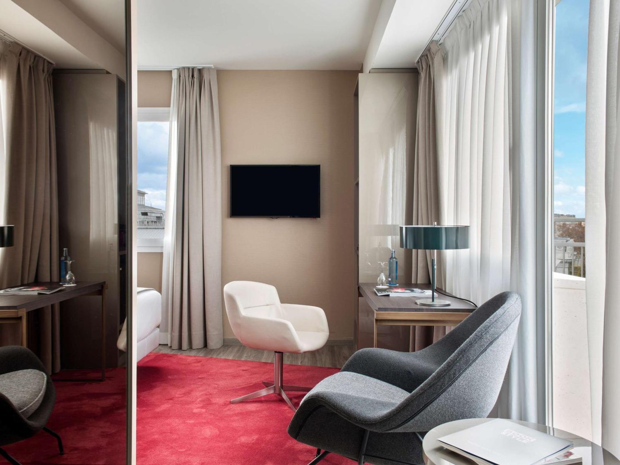 Nh Collection Madrid Suecia Ξενοδοχείο Εξωτερικό φωτογραφία A room at the hotel