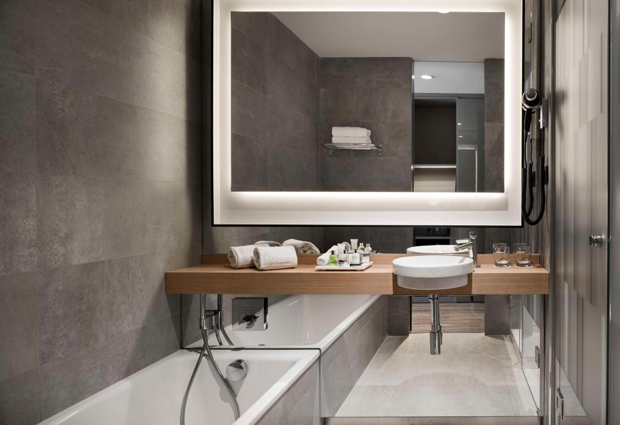 Nh Collection Madrid Suecia Ξενοδοχείο Εξωτερικό φωτογραφία Bathroom