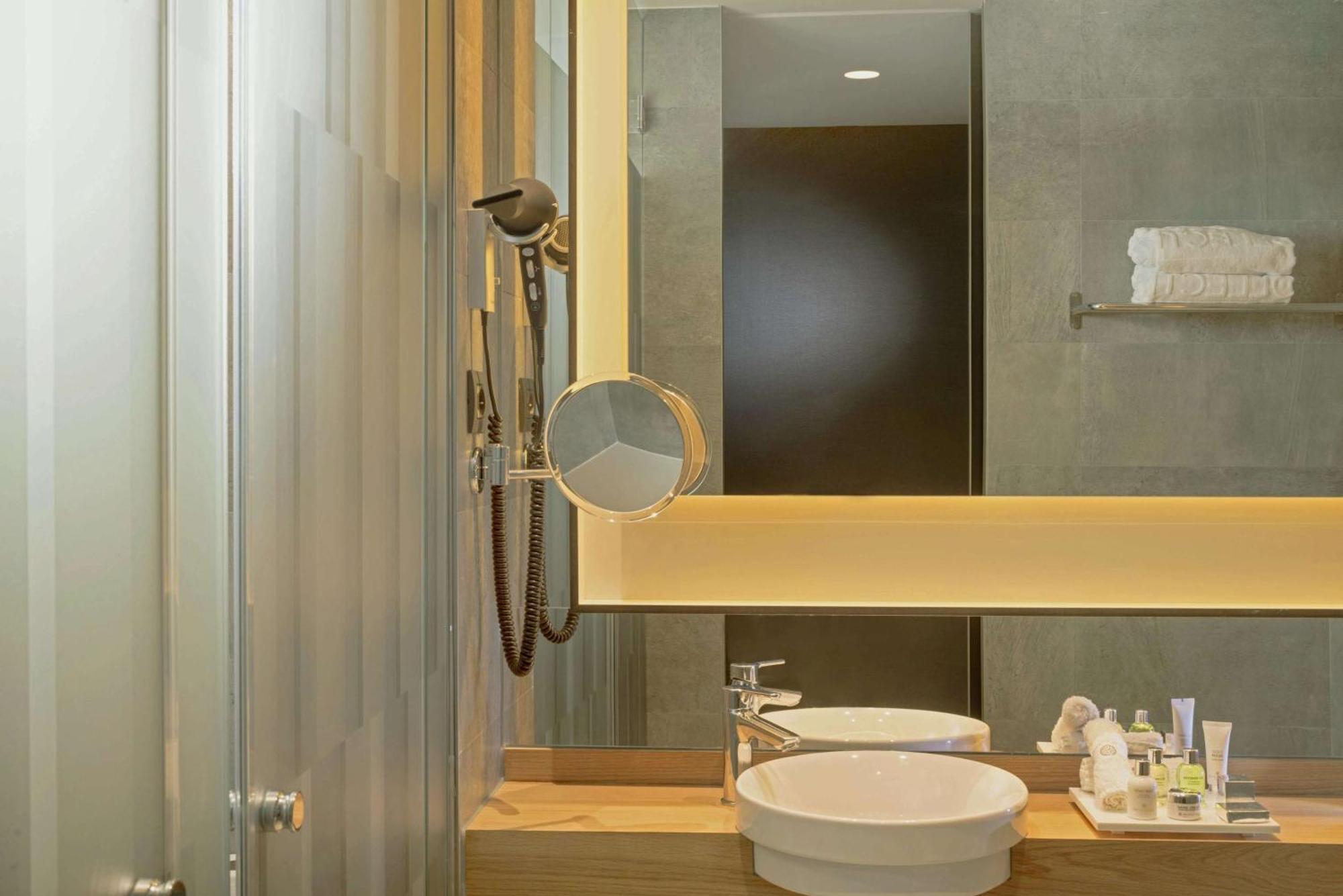 Nh Collection Madrid Suecia Ξενοδοχείο Εξωτερικό φωτογραφία Bathroom