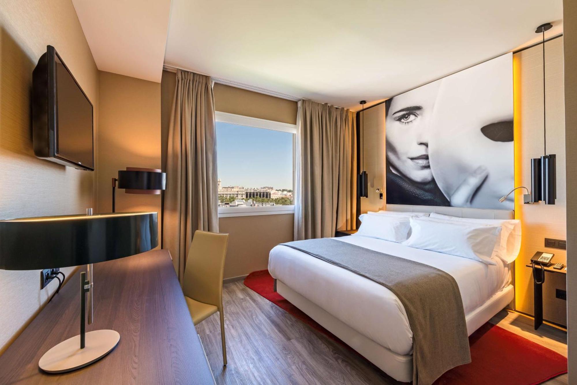 Nh Collection Madrid Suecia Ξενοδοχείο Εξωτερικό φωτογραφία A room at the hotel